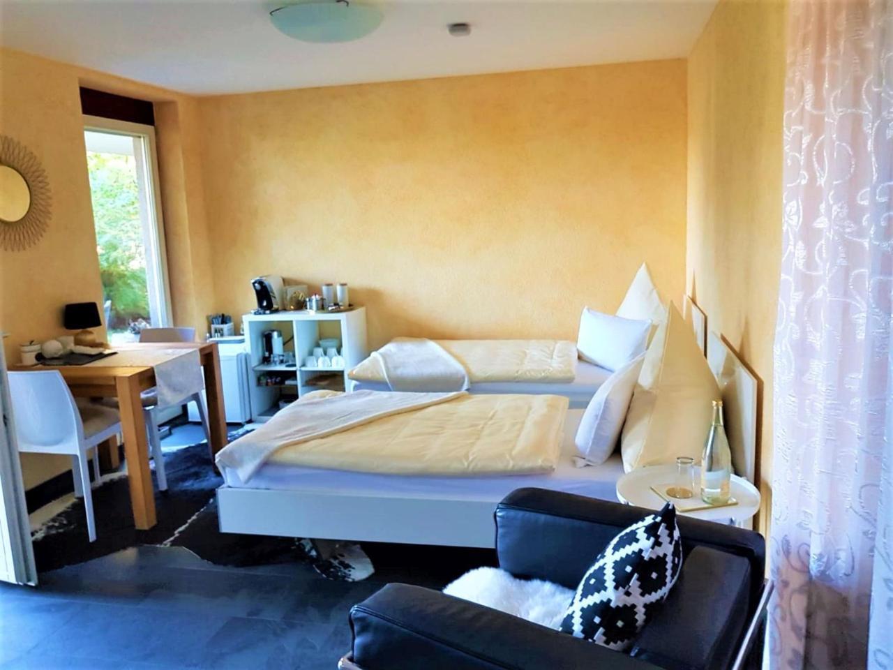 Gaestezimmer Hortensie Weil der Stadt Exterior foto